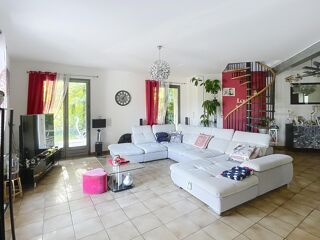  Maison à vendre 7 pièces 167 m²