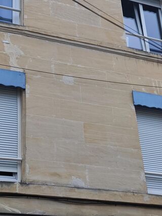  Immeuble à vendre 144 m²