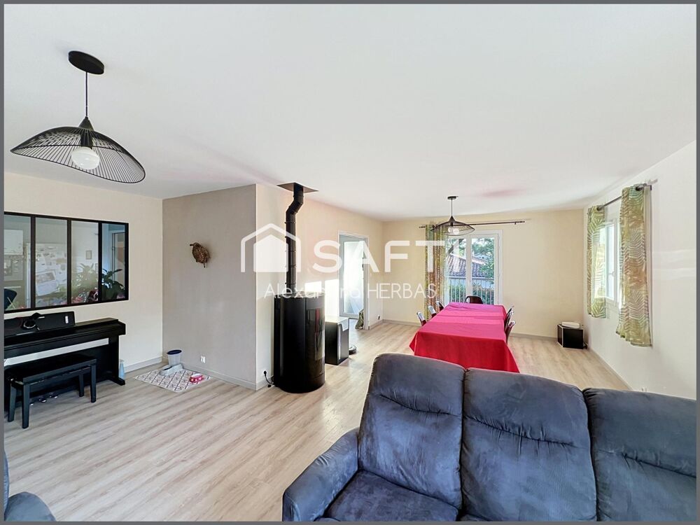 Vente Maison CESTAS – PROCHE BOURG – 4 CHAMBRES – PISCINE – FORT POTENTIEL Cestas