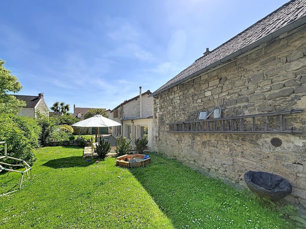 Joli maison en pierre rénovée avec goût