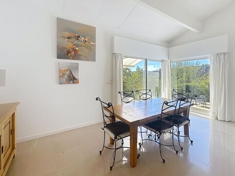   Superbe propri�t� de 271 m2 habitable ,salle de cin�ma �quip�e  , proche du centre de Cahors Maison - 9 pi�ce(s) - 271 m�