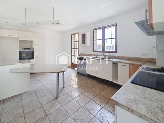  Maison � vendre 9 pi�ces 204 m�