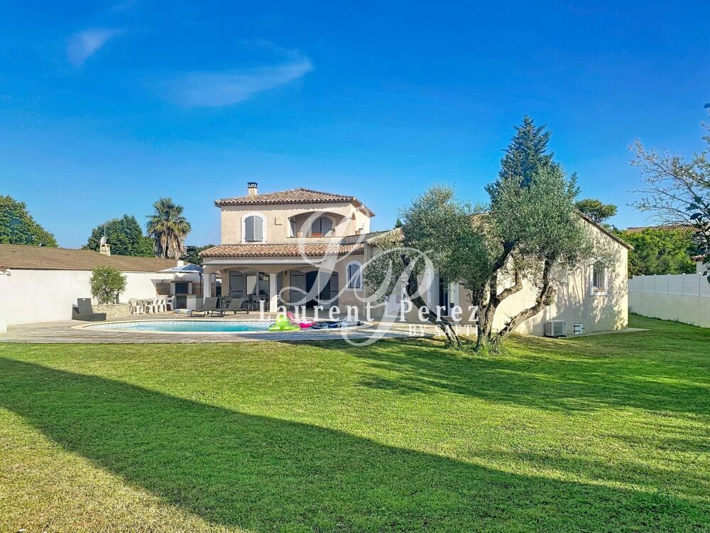 Villa 173 m² 4 ch piscine terrain 1500 m² Lunel Nord