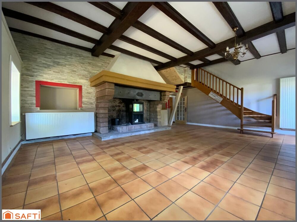 MAISON DE CARACTERE AVEC DEPENDANCE , POTENTIEL LOCATIF, BEL ENVIRONNEMENT