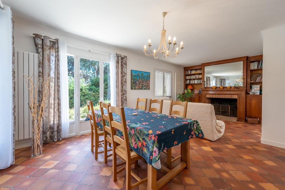 Maison avec dépendance et piscine