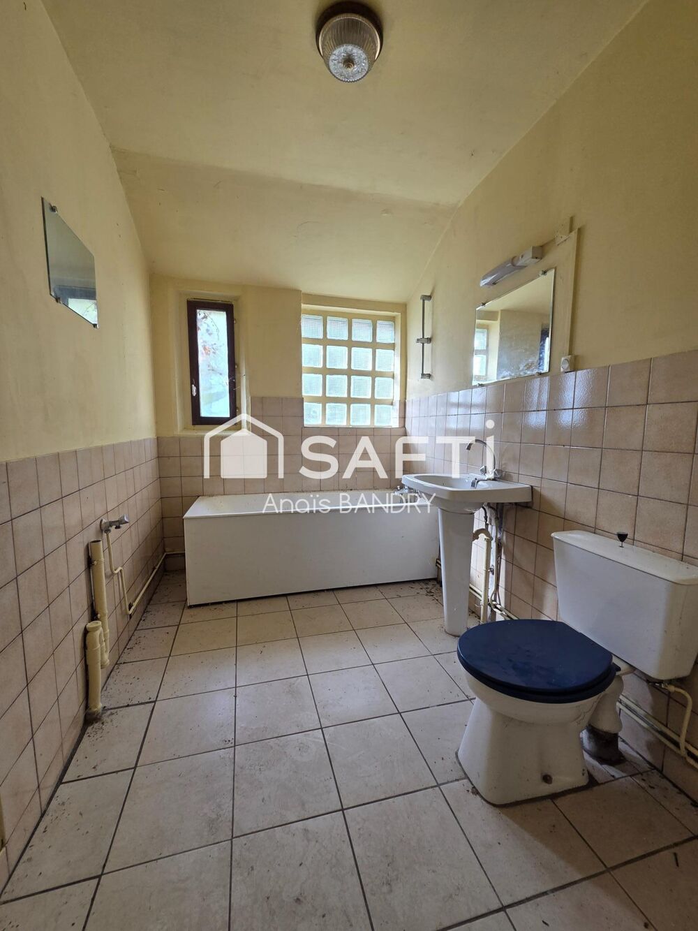Maison de ville à rénover avec potentiel