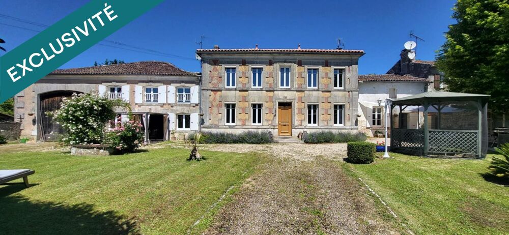 Maison 10 pièces 351 m² · à Louzac-Saint-Andre · 351 m² · 362 500 €
