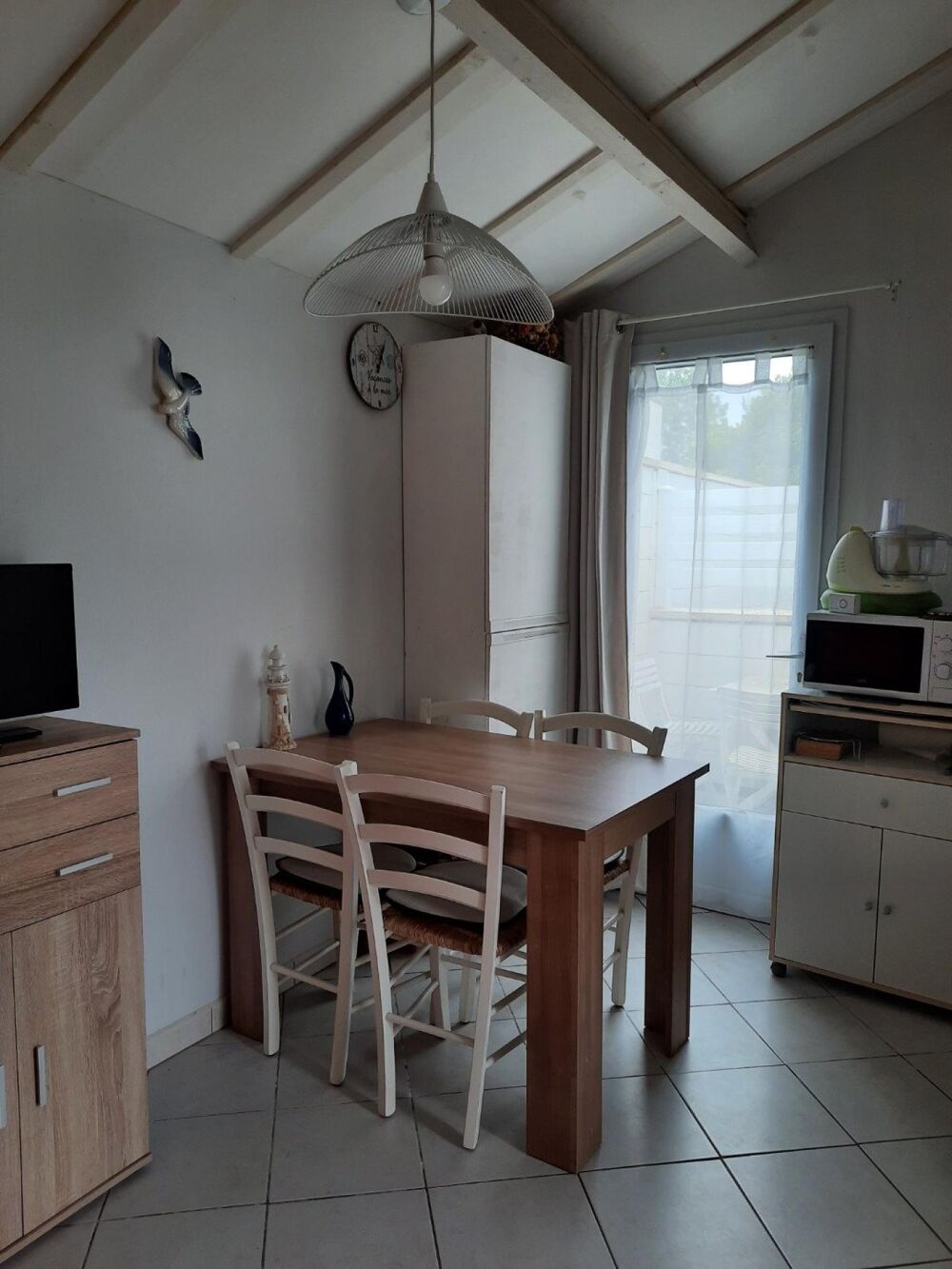 Vente Appartement La Rochelle, studio de 2002, cour et parking La rochelle