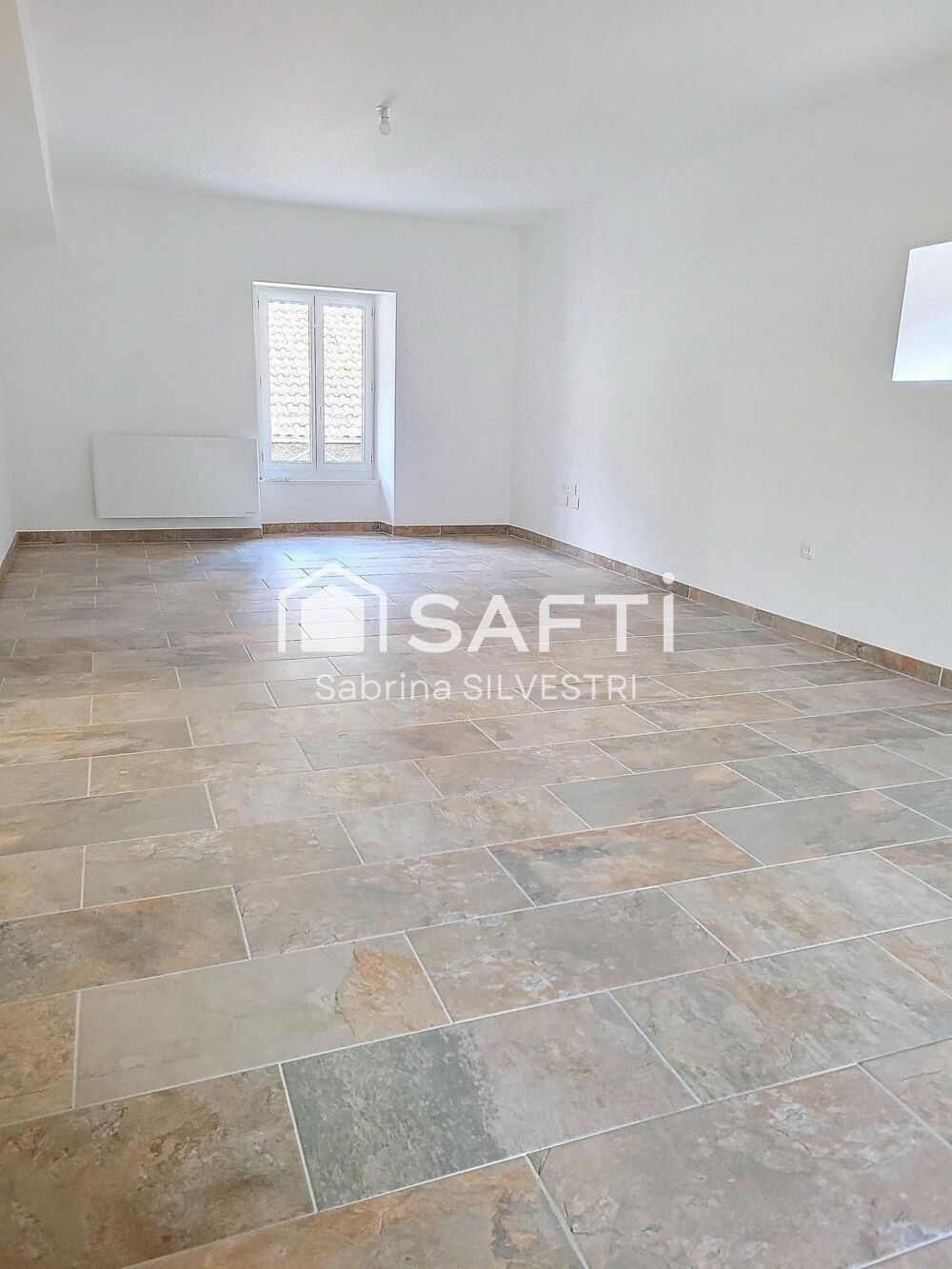 Location Appartement Appartement de type 5 avec suite parental trés lumineux Saint-geoire-en-valdaine