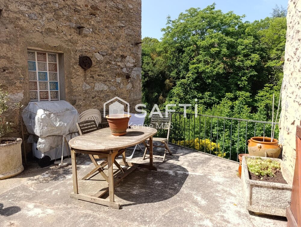 Maison de village avec terrasse
