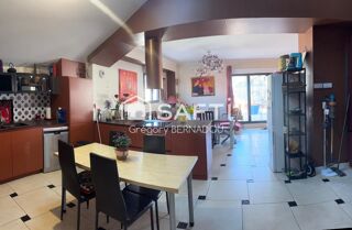  Appartement � vendre 5 pi�ces 163 m�