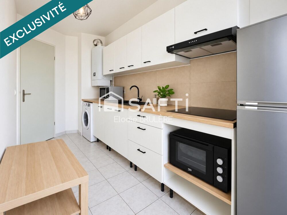 BEL APPARTEMENT F2 REFAIT A NEUF DANS RESIDENCE SECURISEE AVEC ASCENSEUR
