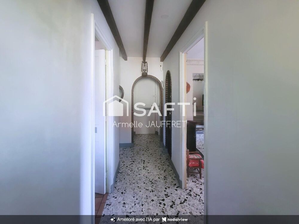 Maison évolutive, au calme sur un beau terrain.