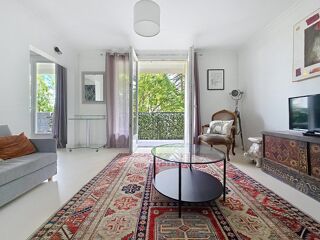 Vente Appartement Appartement rénové avec balcon, vue dégagée et cadre verdoyant Le bouscat