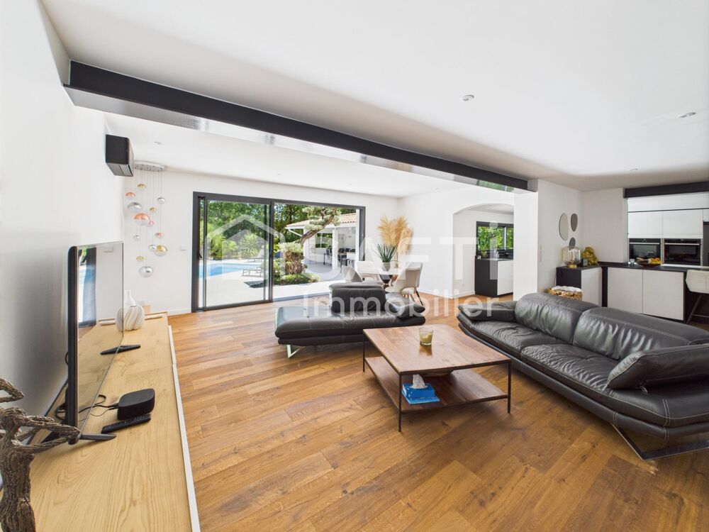 Vente Maison Maison d'exception avec studio indépendant – 260 m² Saint-medard-en-jalles