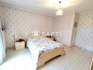  Maison  vendre 7 pices 185 m