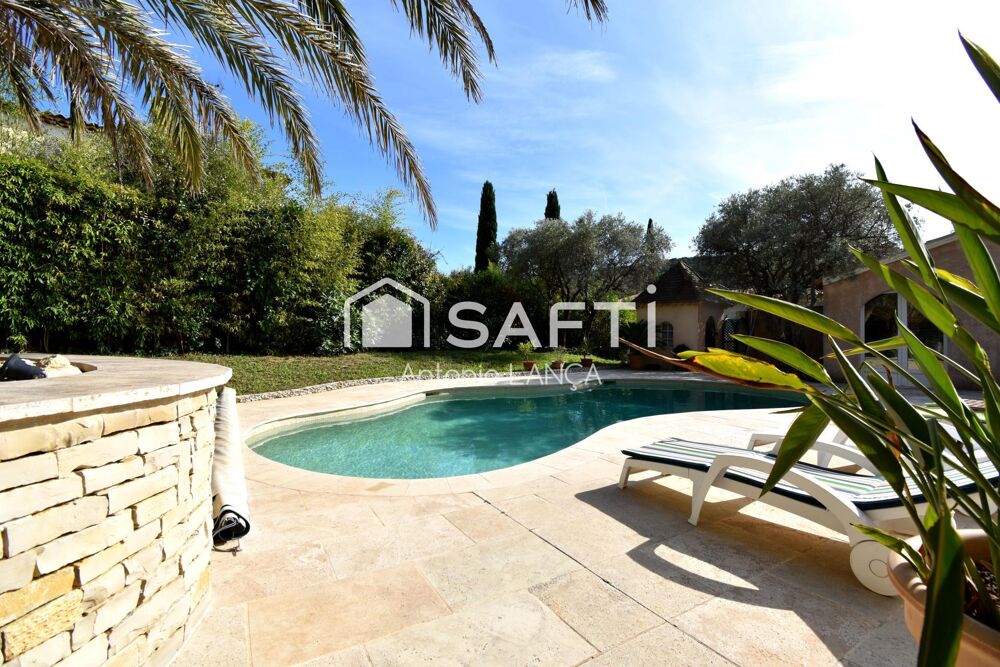 Ventabren  Au calme et à proximité des commodités  Maison familiale avec piscine