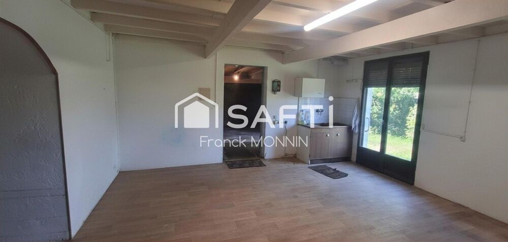 Maison 3 chambres à rénover sur 1338m²