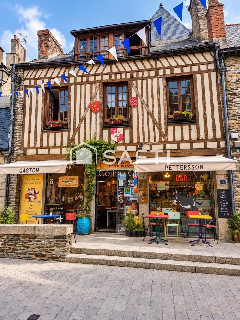   JOSSELIN CENTRE – MURS COMMERCIAUX 