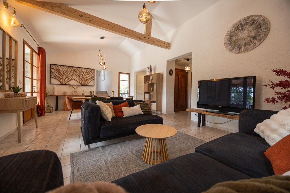 Vente Maison Maison en pierre, d�pendance et piscine. Balazuc