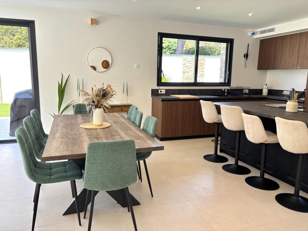 Vente Maison Saint-Raphaël: Villa avec suite de plain pied, piscine et garage, proche santa lucia Saint-raphael