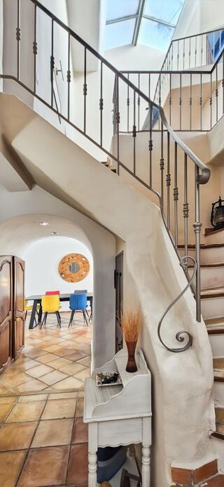  Maison  vendre 8 pices 221 m