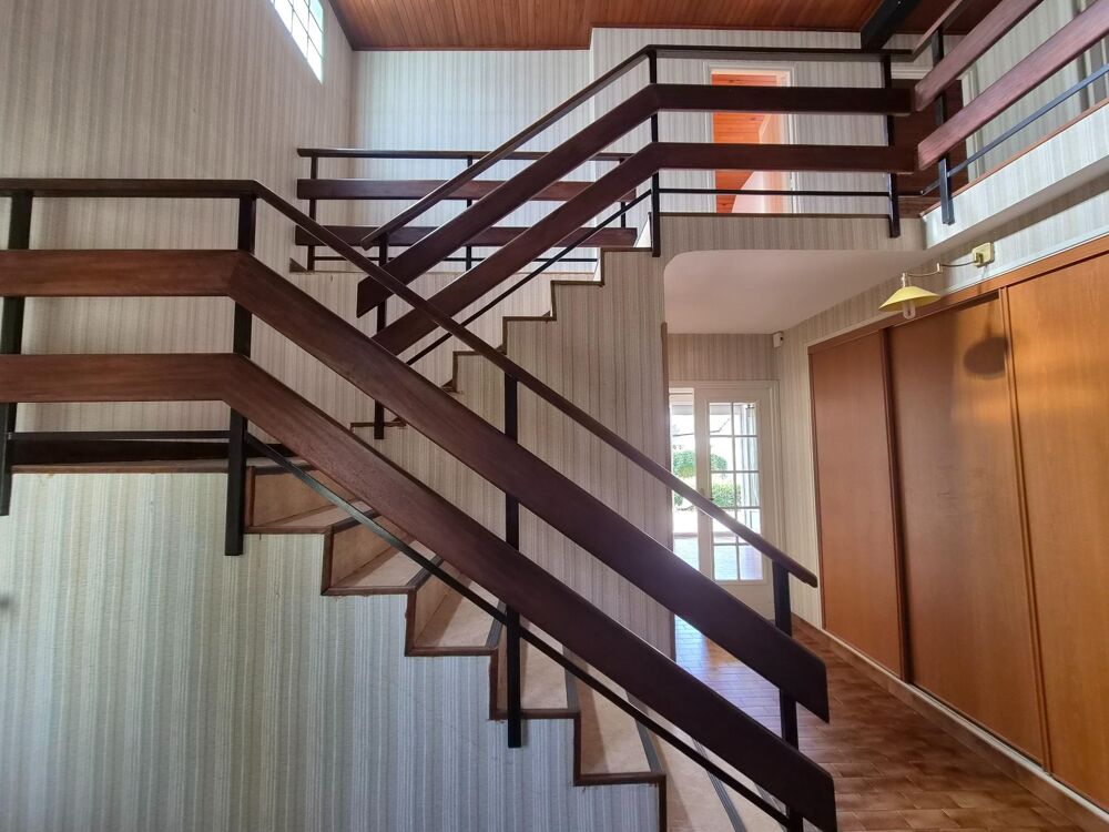 MAISON FAMILIALE 5 CHAMBRES VOLUMES GENEREUX