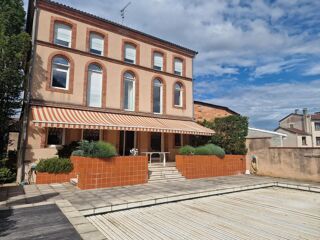  Maison  vendre 9 pices 380 m