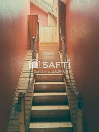  Maison � vendre 8 pi�ces 215 m�