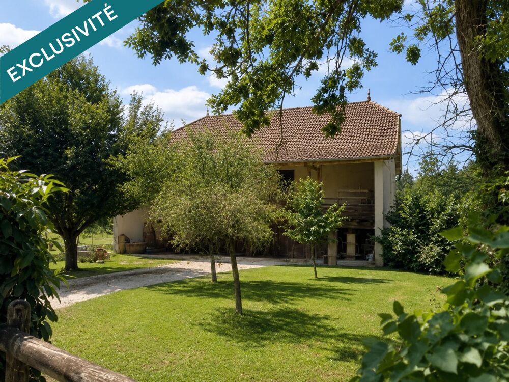 Maison de 208 m² + Grange de 500 m² à rénover sur plus de 5 000 m² de terrain