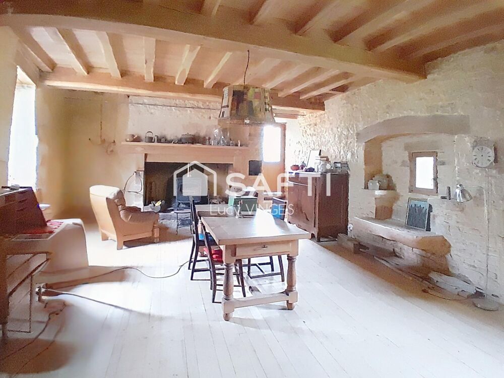 Maison de village en pierre