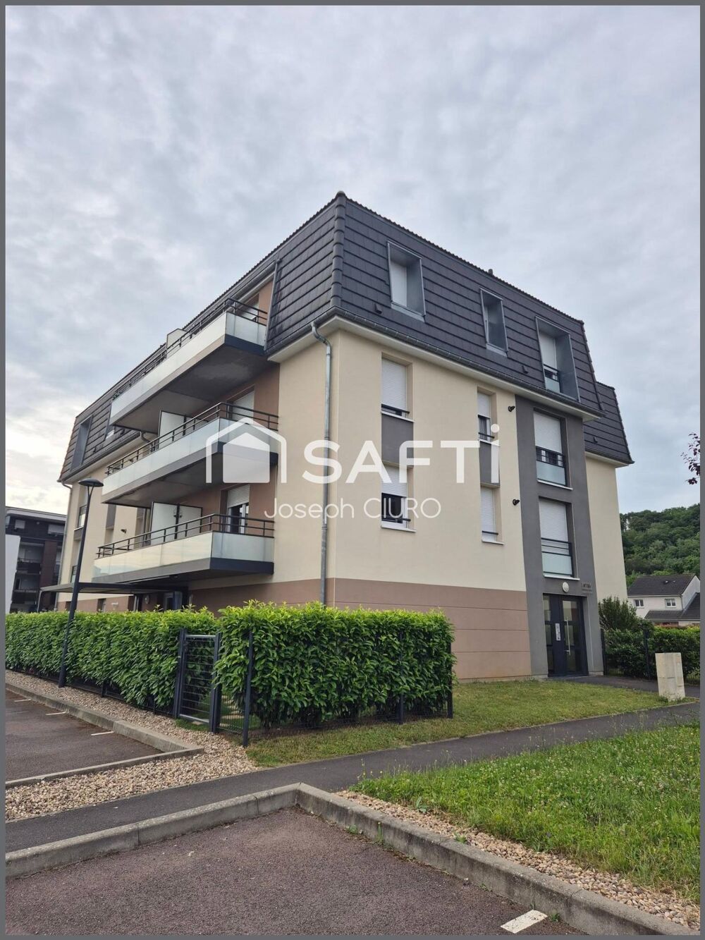 Appartement rénové prêt à habiter dans F3 lumineux