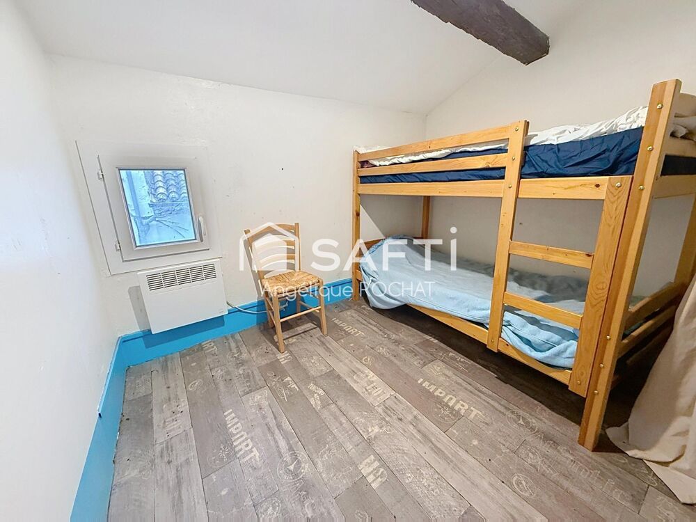 Maison de village 78 m² sur 3 niveaux avec garage  Faugères  99 000 €