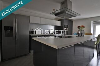  Maison � vendre 9 pi�ces 219 m�