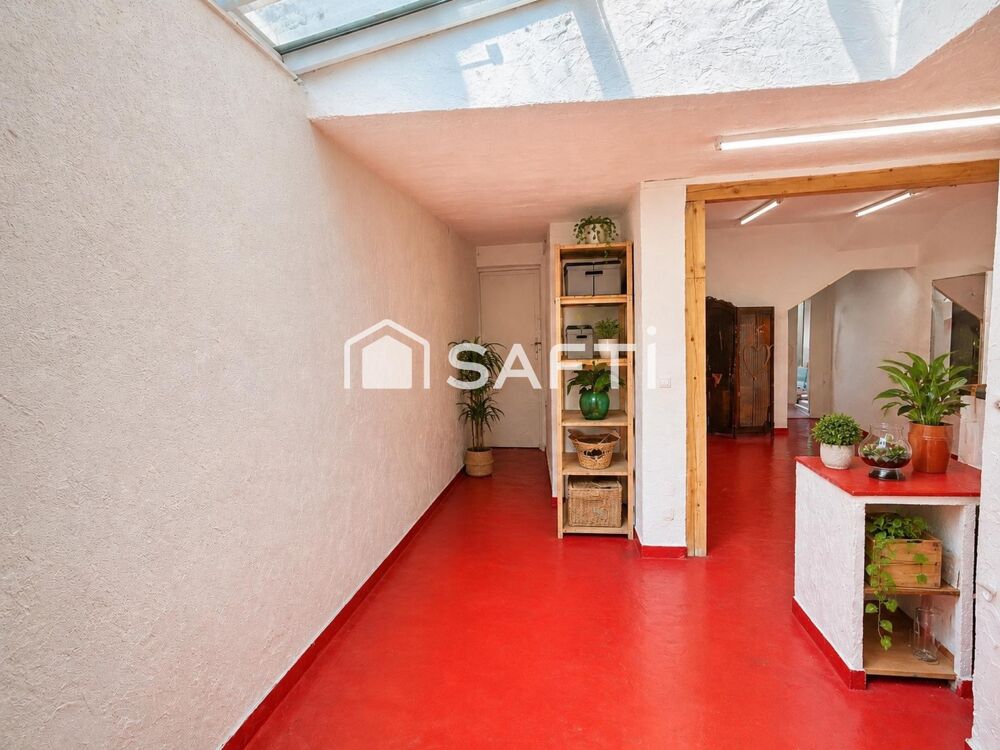   Fonds floral avec Interflora en centre-ville Bourg-saint-andeol