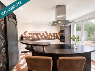  Maison à vendre 15 + pièces 418 m²