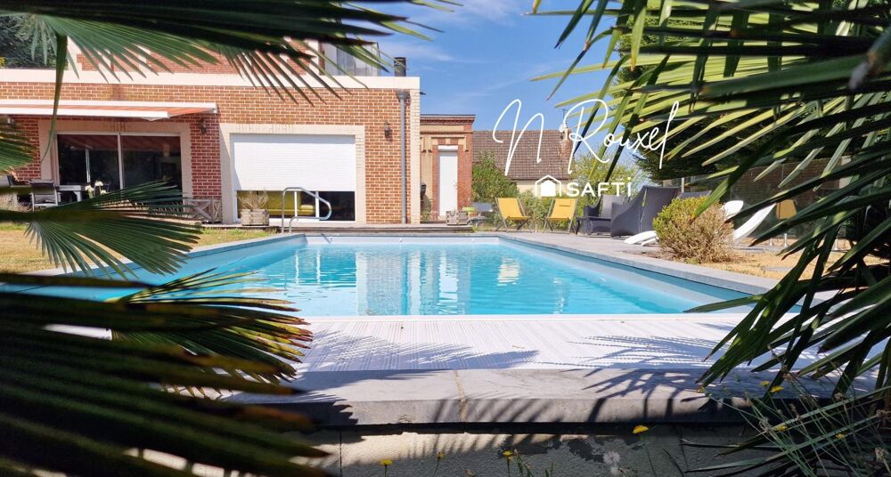 Demeure de maître  300 m²  11 pièces, 7 chambres