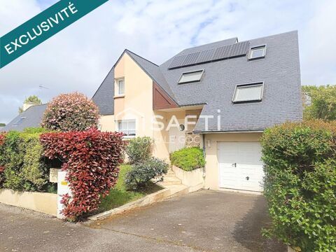   Fouesnant, en impasse, le centre ville � pied, maison d'architecte, 143 m�, 4 chambres, deux bureaux, sous-sol enterr�, double g Maison - 8 pi�ce(s) - 143 m�