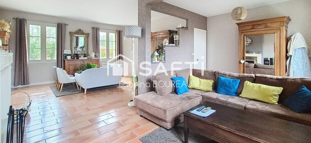 Maison 6 pièces 147 m² · à Echire · 147 m² · 330 000 €