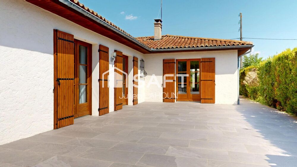 Aux portes de Jarnac  Spacieuse maison familiale de 166 m² avec 5 chambres
