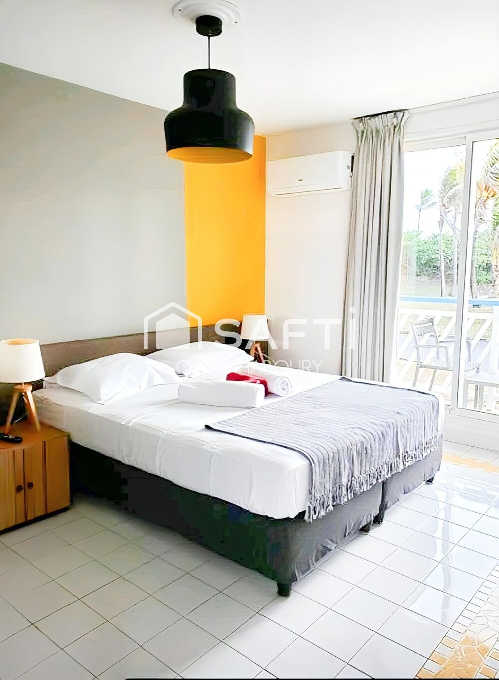 Vente Appartement SUPERBE STUDIO EN REZ DE CHAUSSEE AVEC VUE SUR LA PISCINE ET VUE MER ROUTE TOURISTIQUE A SAINT FRANCOIS Saint-francois