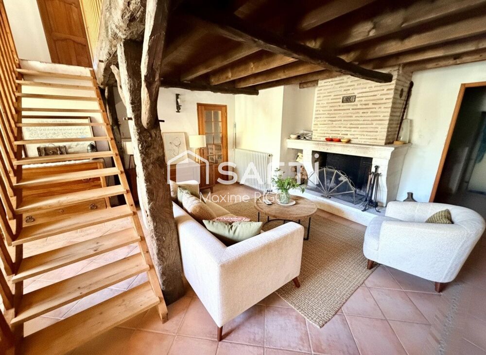 Vente Maison Propriété 10 pièces 401m² avec Appt T3 et Dépendances Virazeil