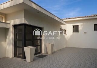  Maison à vendre 4 pièces 219 m²