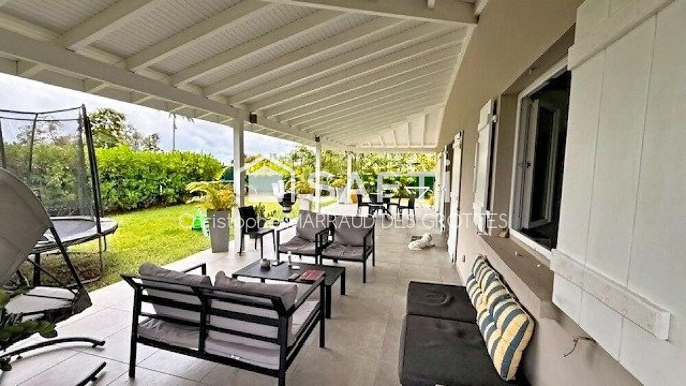 Vente Maison SUPERBE MAISON RECENTE 3 CHAMBRES, RESIDENCE CALME Fort-de-france