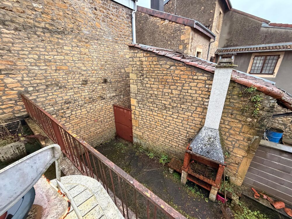 Vente Maison Duplex 180m2, 3 ch., commerce Rdc 90m2 A RÉNOVER Longuyon