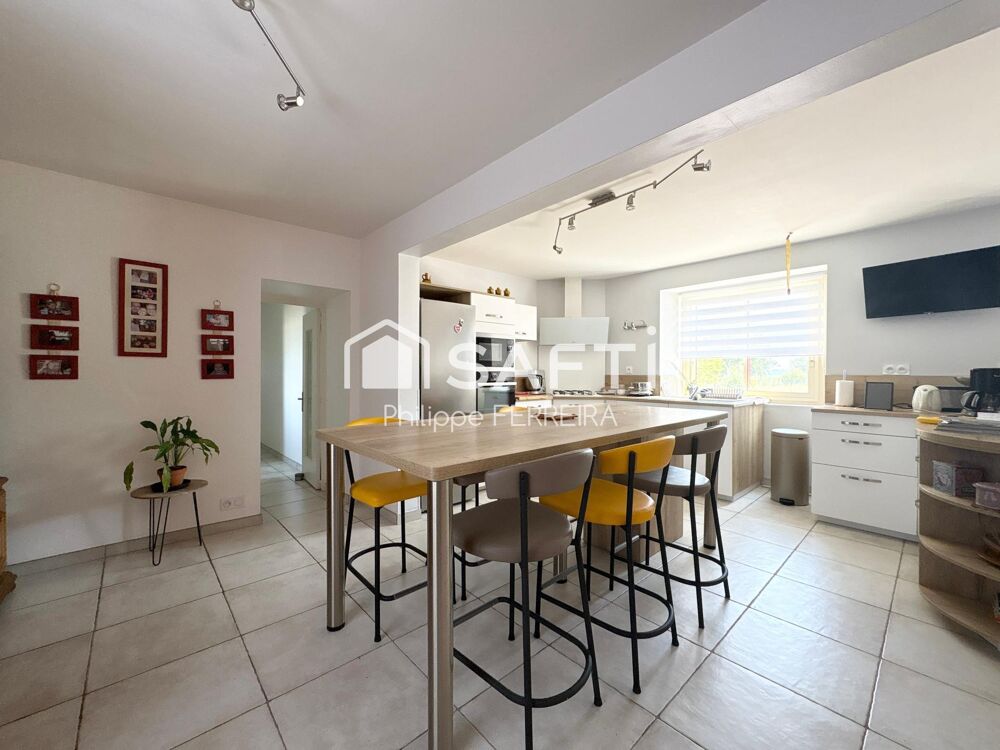 Vente Maison Grande Longère 280m2  + Nombreuses Dépendances Sainte-marie