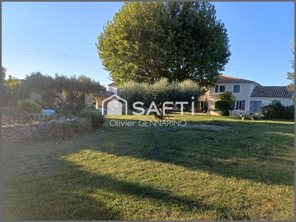 Maison 7 pièces 300 m² · à Carpentras · 300 m² · 1 491 000 €