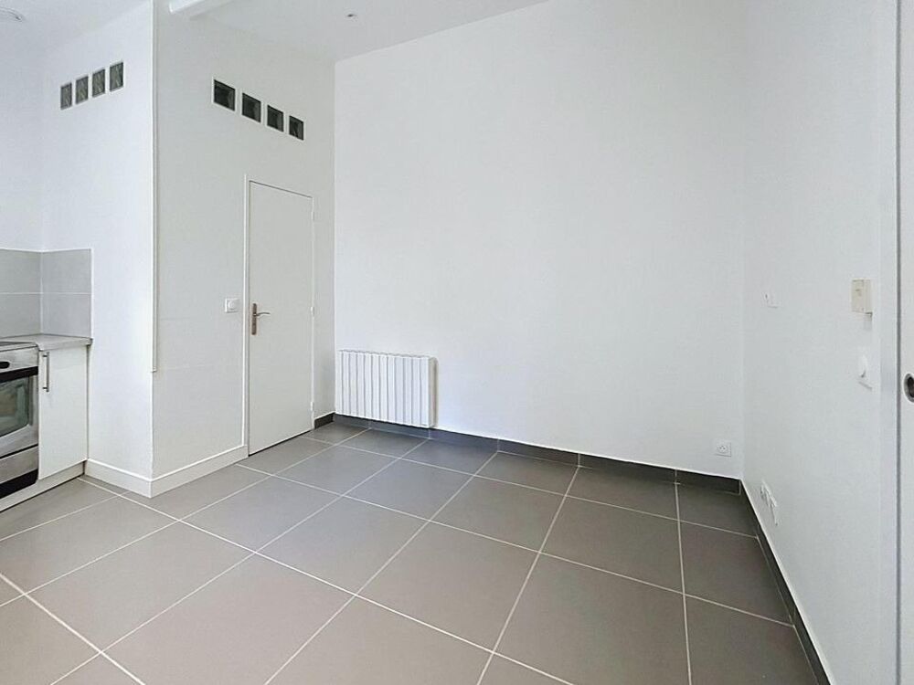 Vente Appartement Deux pièces sur cour au calme, presque comme une petite maison ! Montreuil