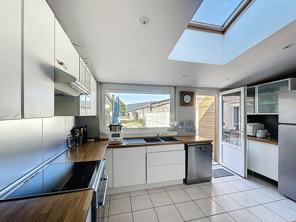 Vente Maison BEAUMONT // COUP DE COEUR POUR CETTE MAISON SEMI PLAIN PIED 4 CHAMBRES DONT UNE EN REZ DE CHAUSSEE Henin-beaumont