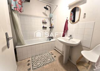  Immeuble � vendre 473 m�